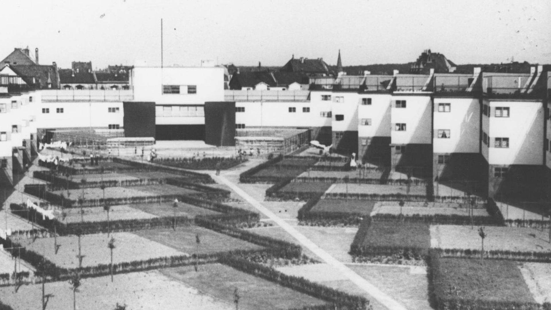 neues-frankfurt-stage