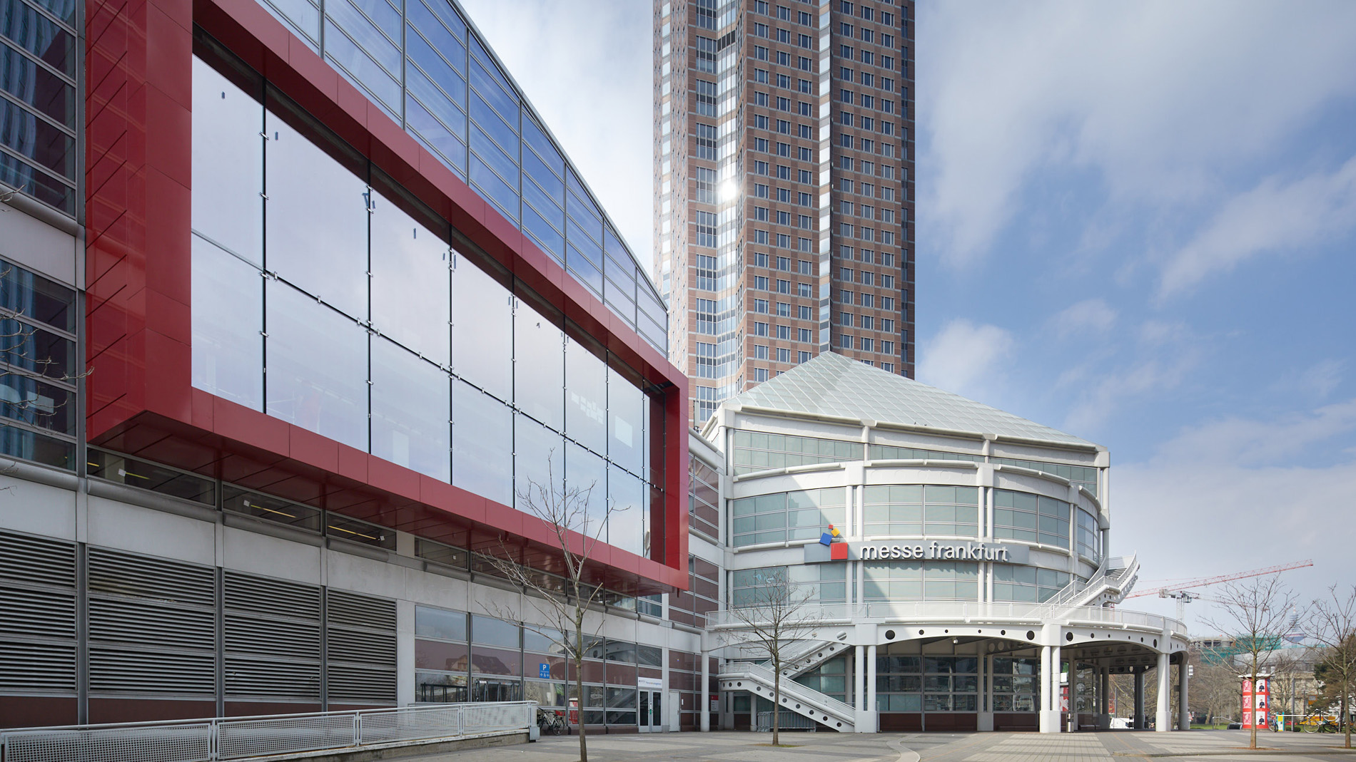 Das „Fenster zur Stadt“ an der Nordostfassade der Halle 1