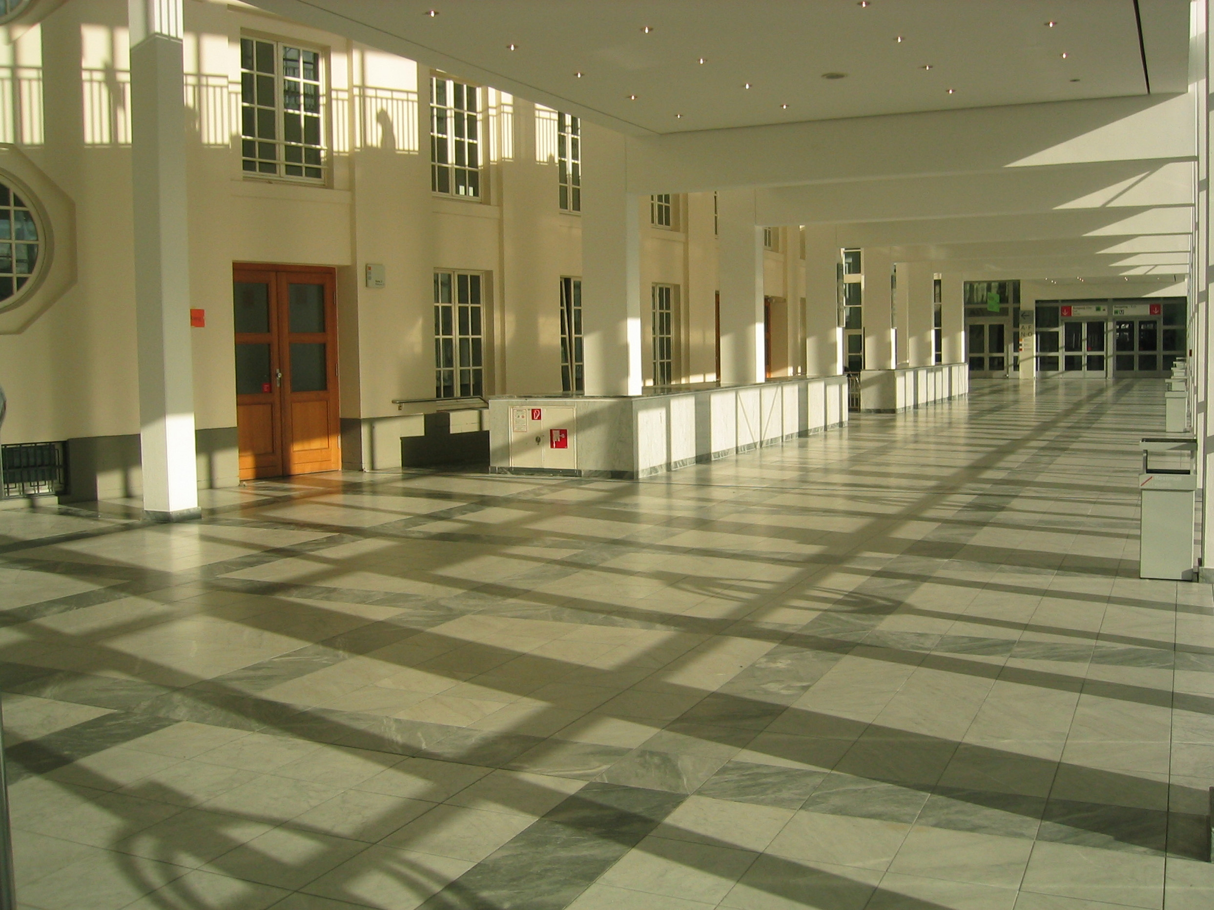 Festhalle - South foyer
