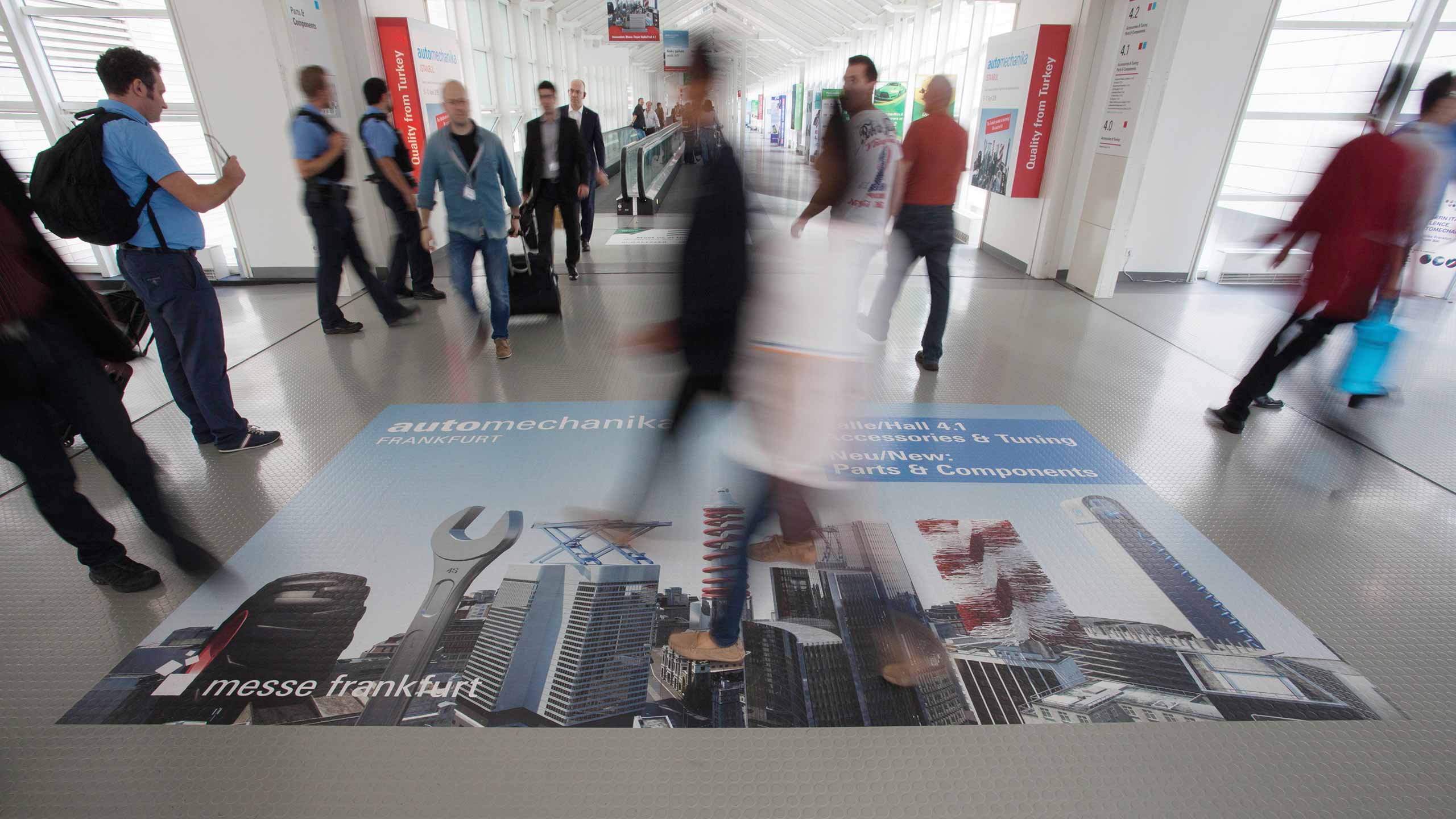 Bodenaufkleber: Floor Graphics