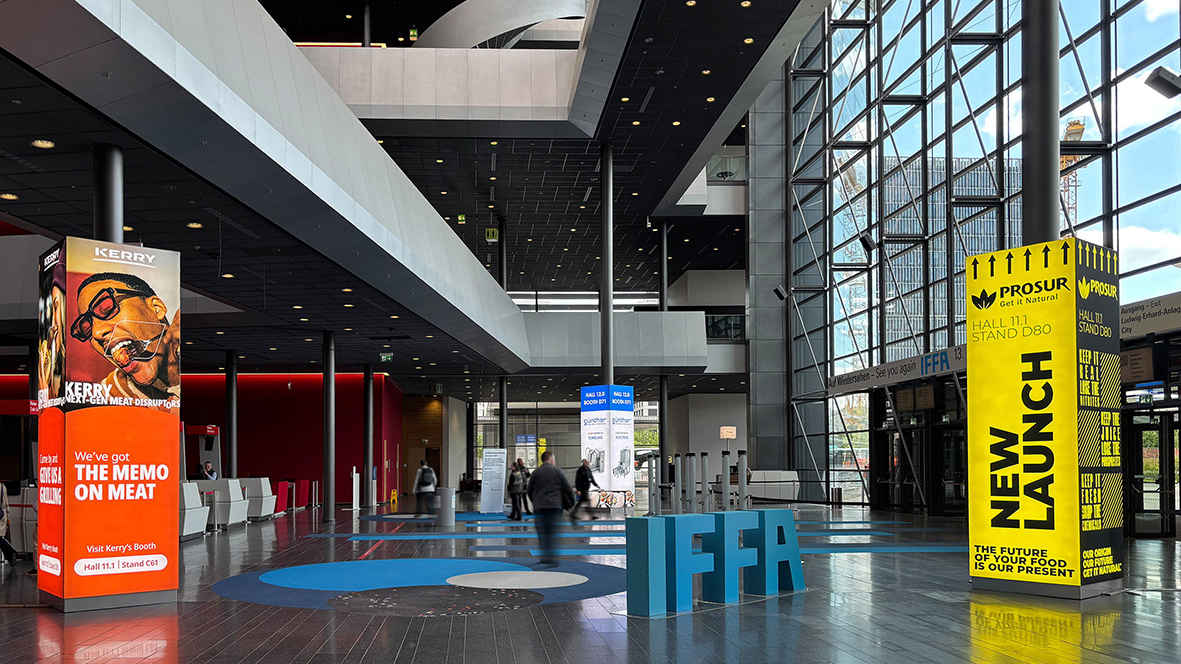 Illuminierte Säulenverkleidung