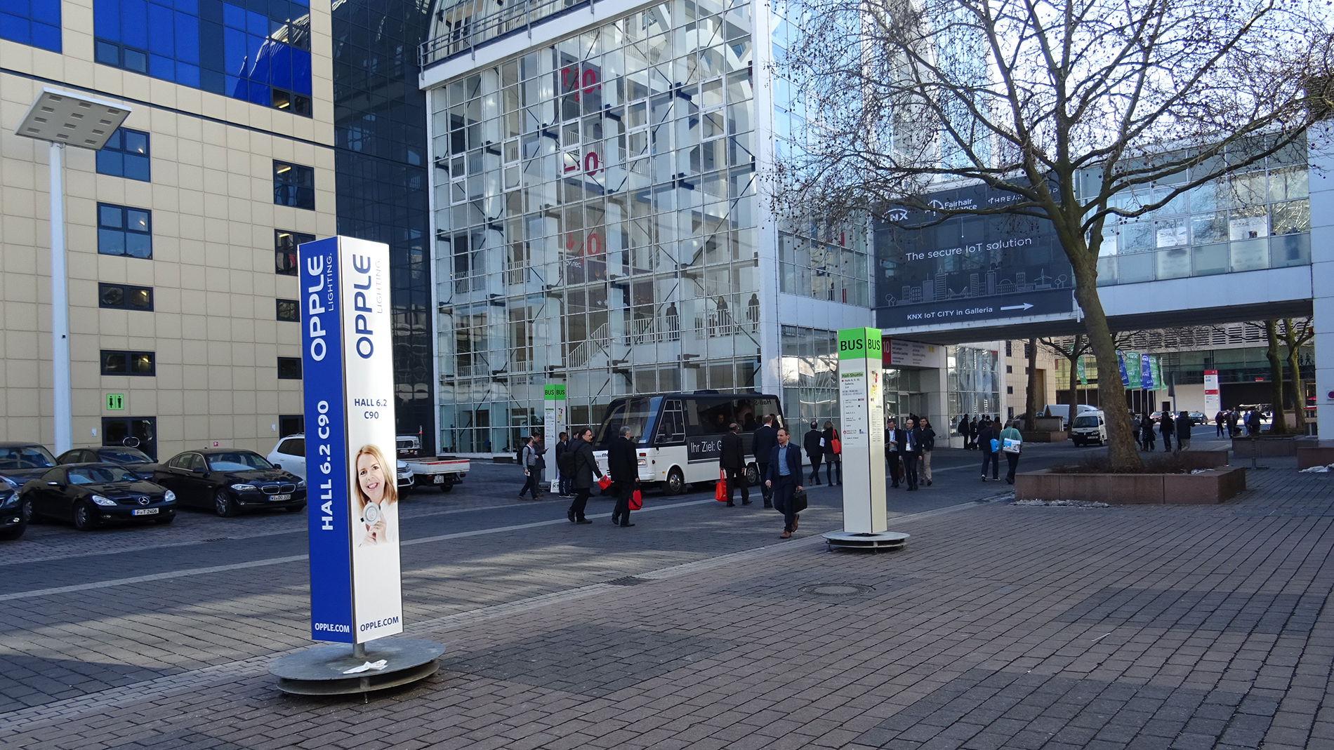 Bus stop pylon at Messe Frankfurt