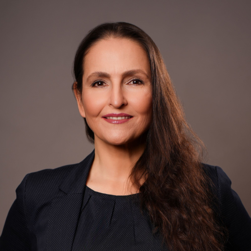 Dr. Christine von Schildt, Geschäftsführung