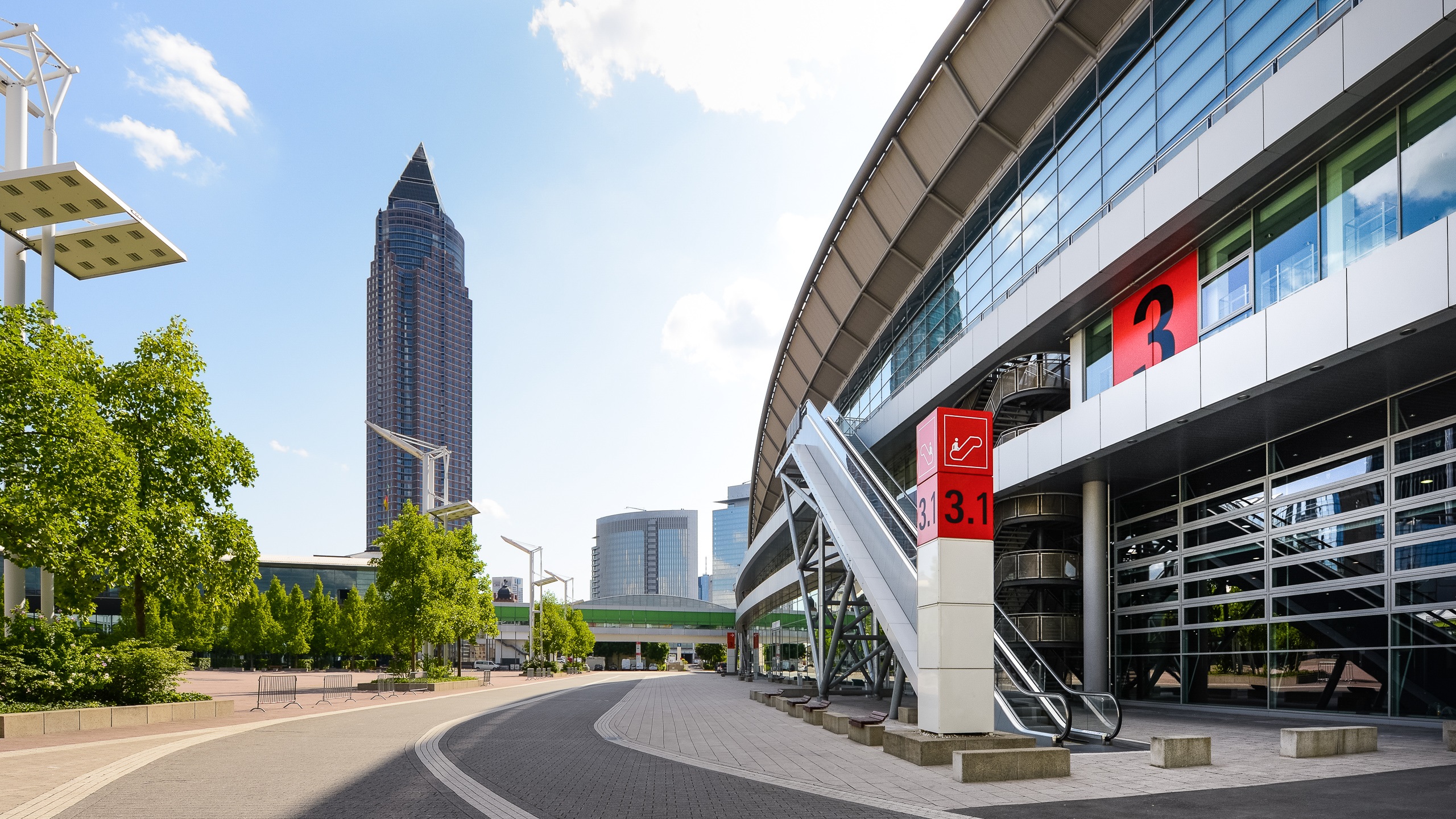 Hall 3 and Messeturm